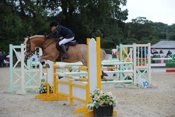 Tatiane Mauree wins the HOYS 128cms Qualifier at the Welsh Home Pony